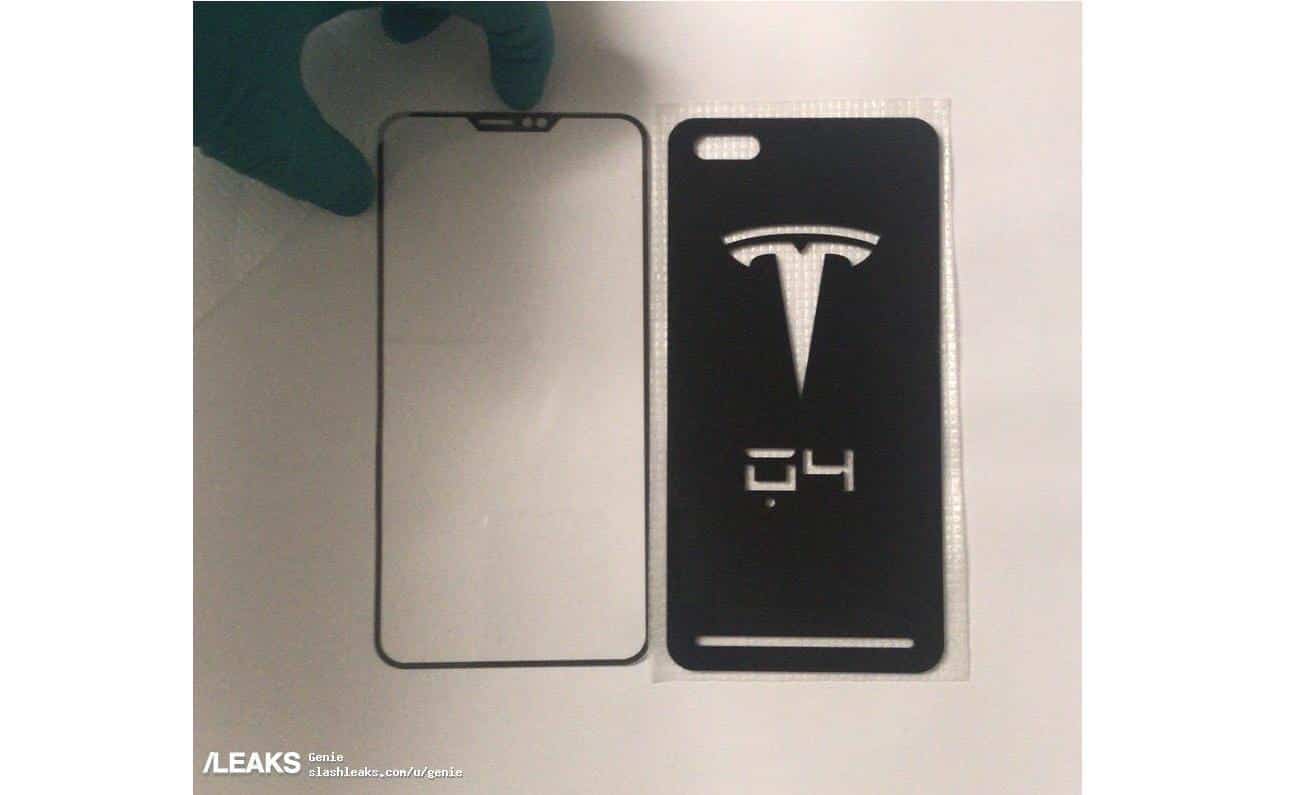 В Интернете всплыли фотографии будущего смартфона от Tesla