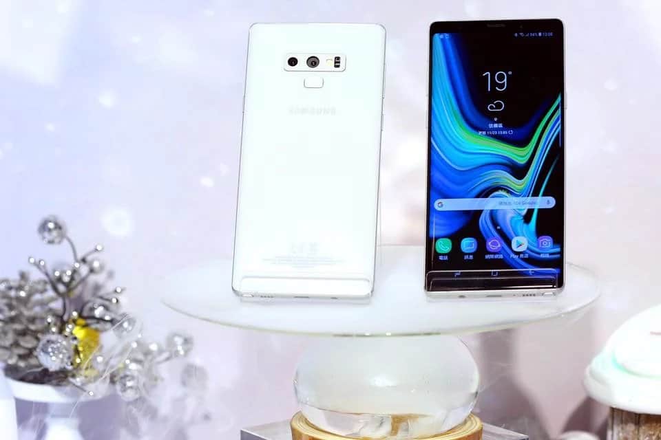 Samsung has released the exclusive white Galaxy Note 9